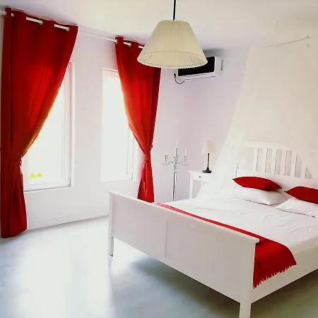 Argoe Hotel *