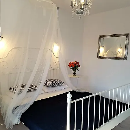 Argoe Hotel *